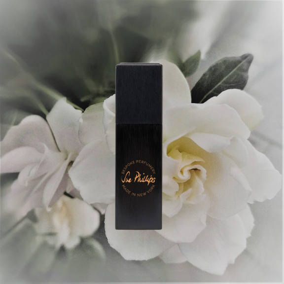 Natural Flower Perfume - 20ml-brushed-black